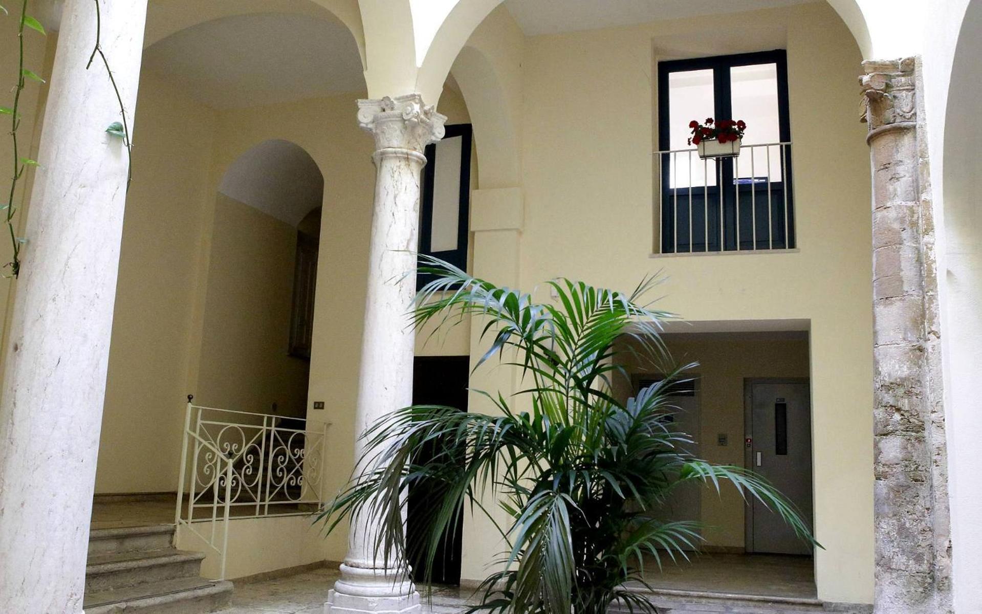 Appartamento Alla Corte Dei Misteri Трапани Экстерьер фото